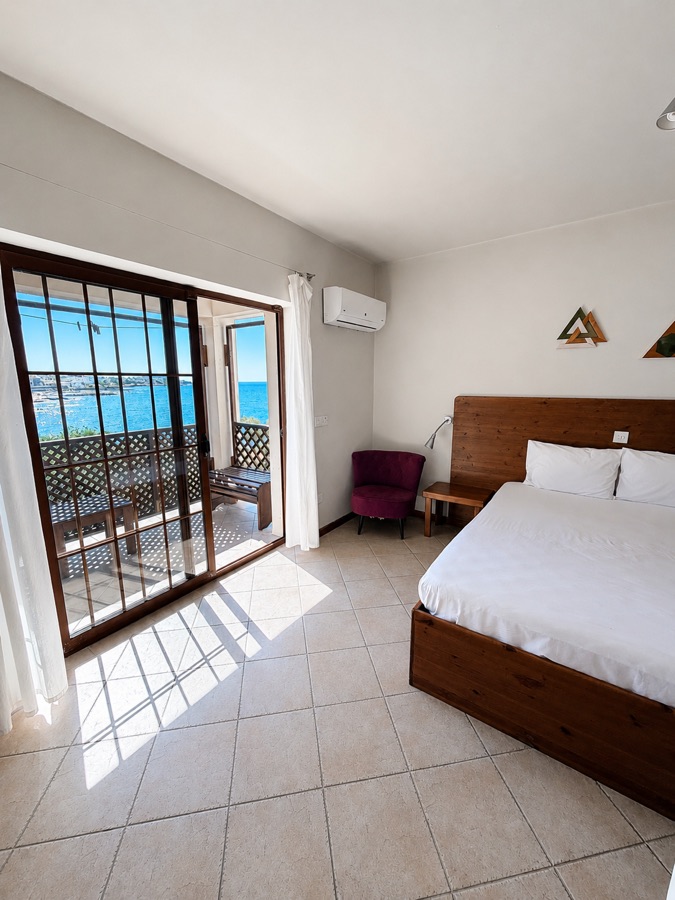 Full Sea View Hotel Room bedroom with balcony and sea view